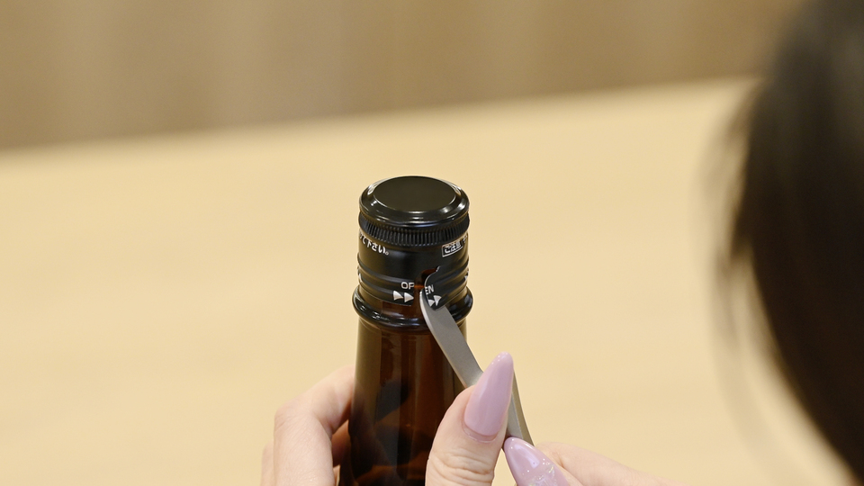 SAKE BOTTLE OPENER – SUWADA – 諏訪田製作所